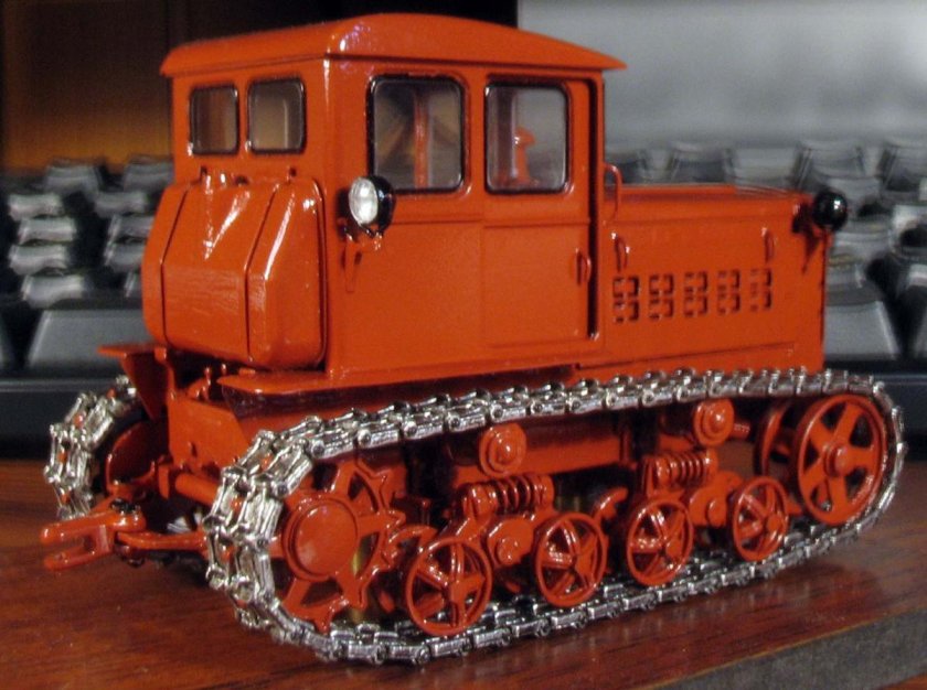 Трактор ДТ-54м