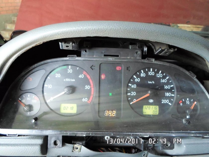 Щиток приборов на УАЗ Патриот 2011 года