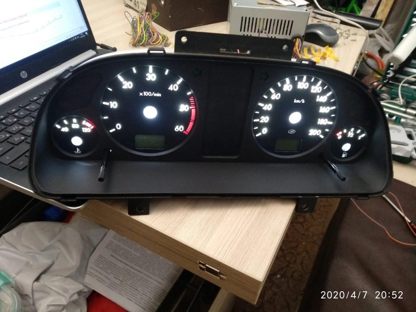 Приборная панель УАЗ Патриот 2010