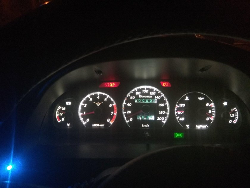 Щиток приборов на УАЗ Патриот 2011 года