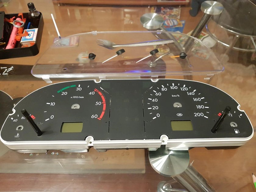 Приборная панель УАЗ Патриот 2011