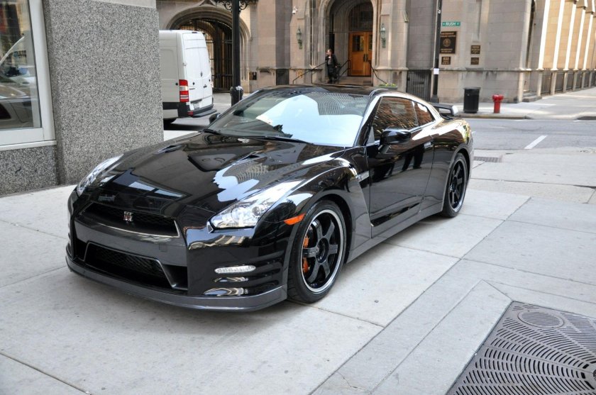 Nissan GTR r35 Black Edition