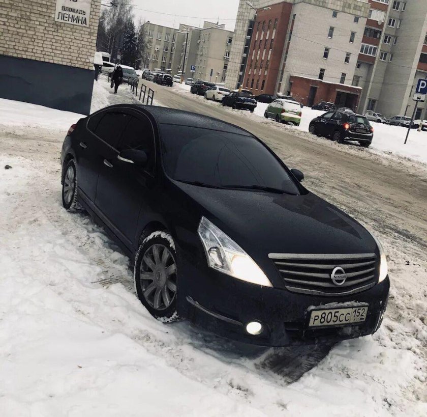 Ниссан Теана 2010 черная