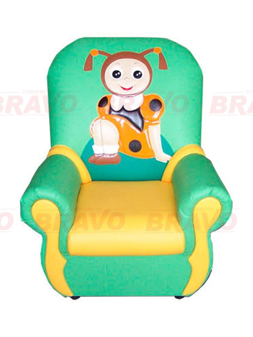 Пчела в кресле