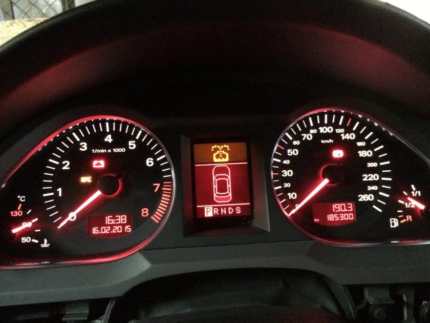 Приборная панель Ауди а6 с6