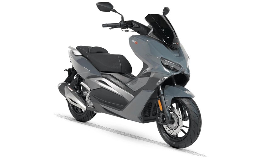 Benelli скутер