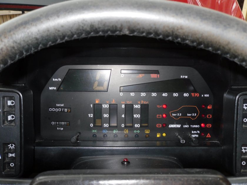 Приборная панель Fiat uno