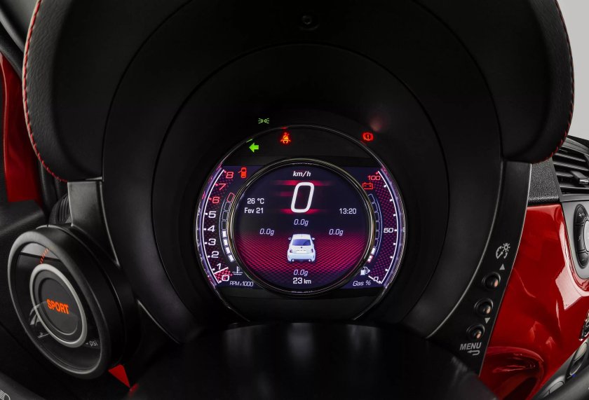 Fiat 500 приборная панель