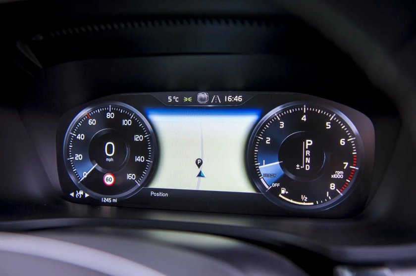 Volvo приборная панель v60
