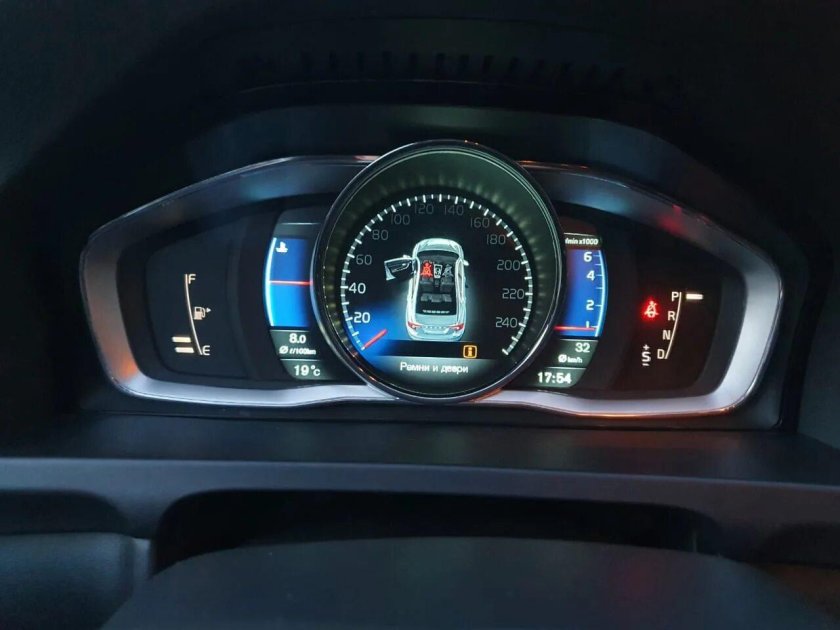 TFT приборная панель Volvo s60