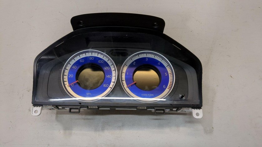 Приборная панель вольво