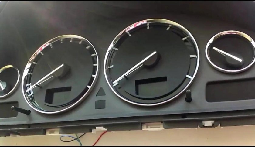 Приборная панель Вольво хс90