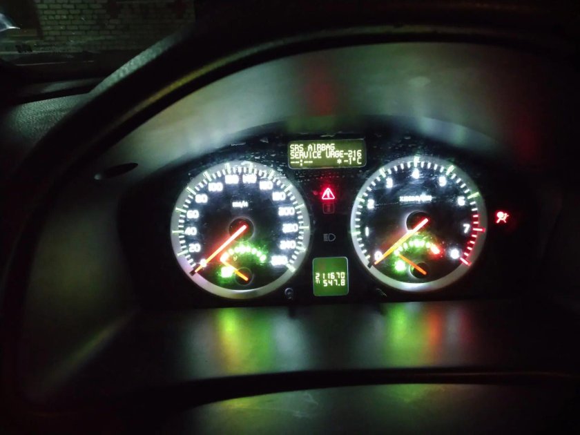 Volvo s40 подсветка приборки