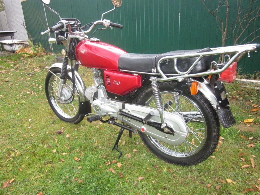 Мотоцикл зид