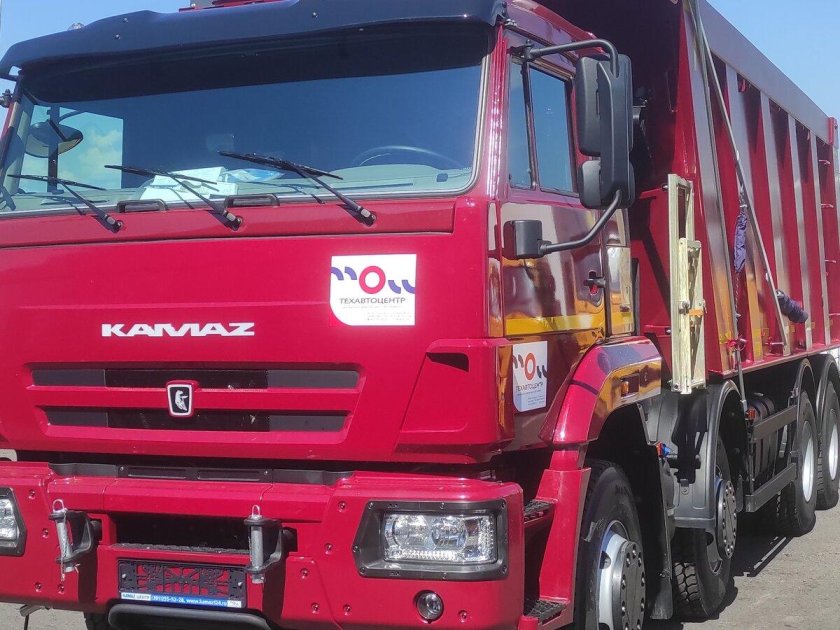 Самосвал камаз