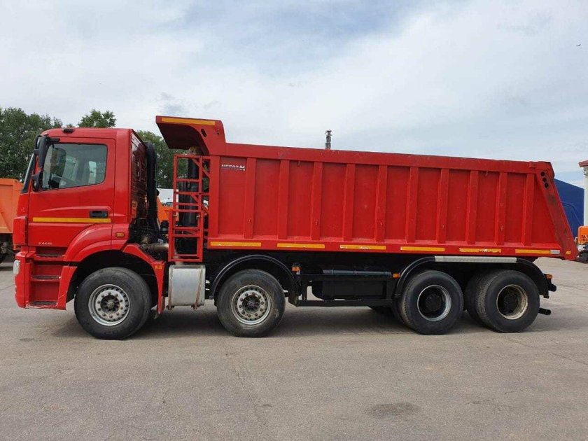 Самосвал КАМАЗ 65201-43