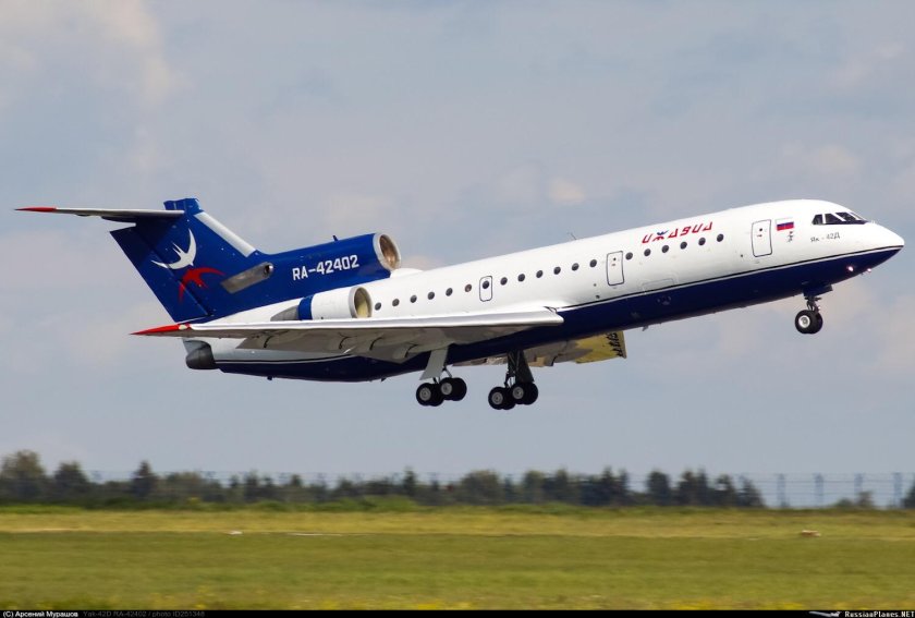 Як 42 ижавиа