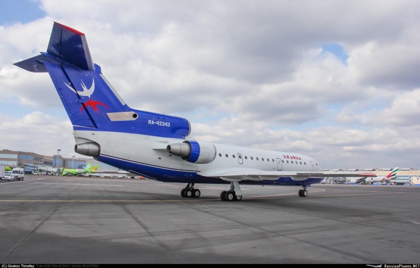 Як 42 Ижавиа новая ливрея