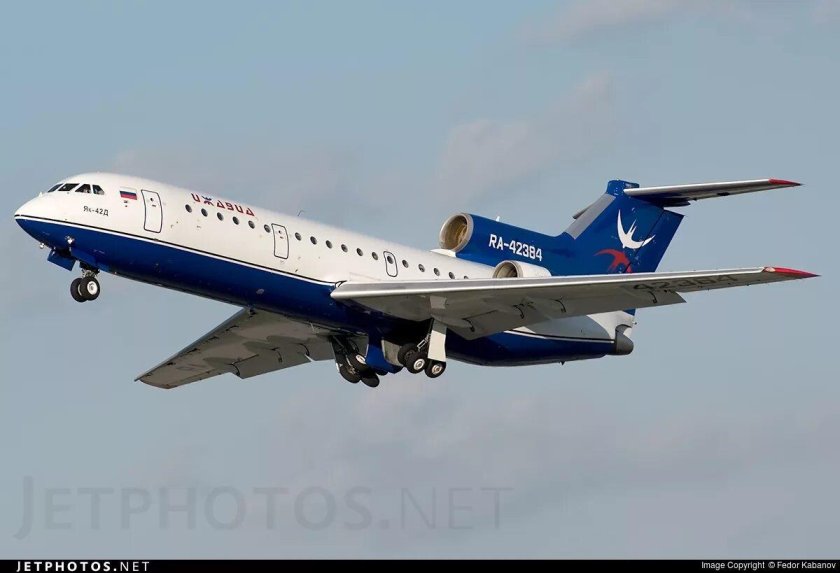 Як-42д Ижавиа