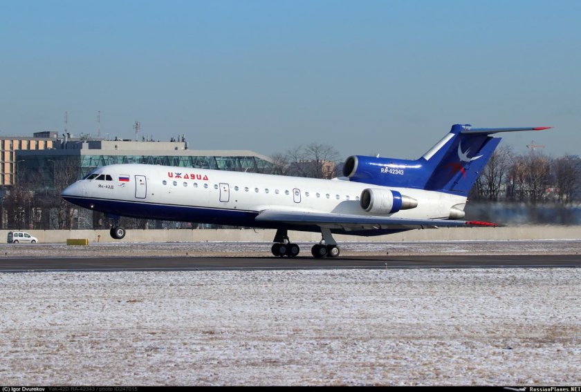 Як-42д ижавиа