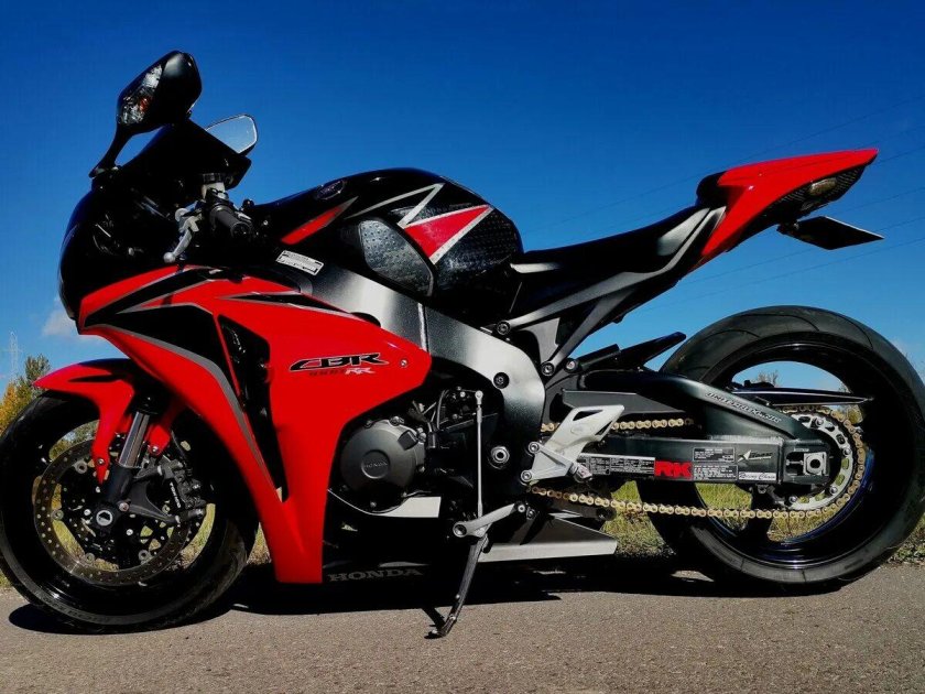 CBR 1000 RR/ra Fireblade