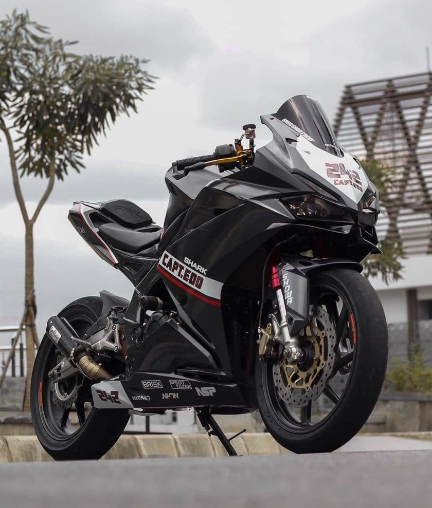 Honda cbr250rr