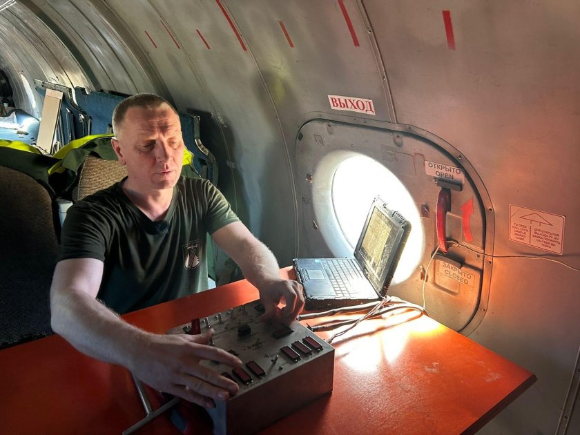 Самолет зондировщик