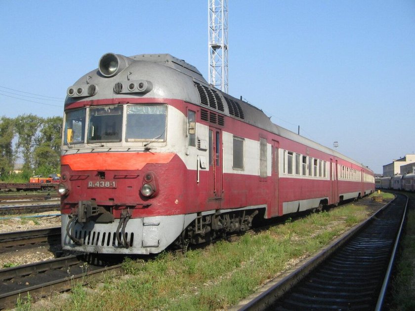 Дизель-поезд д1-703