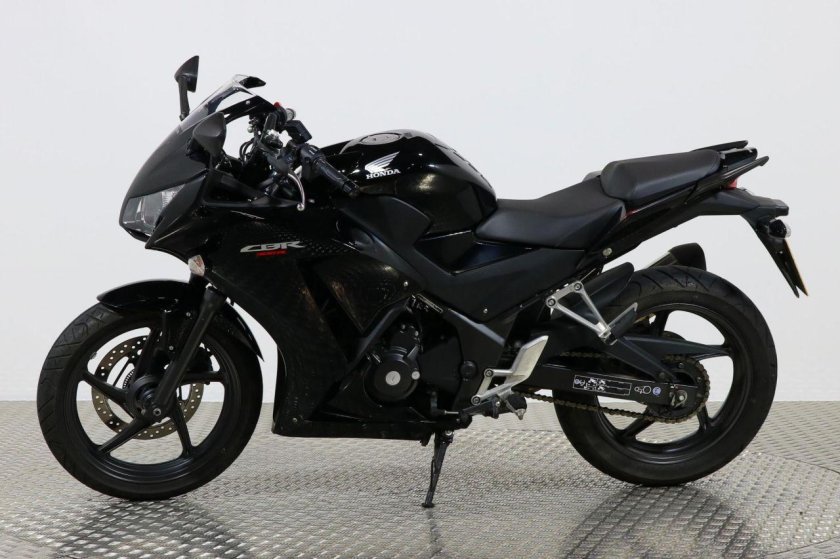 Honda cbr 250 r
