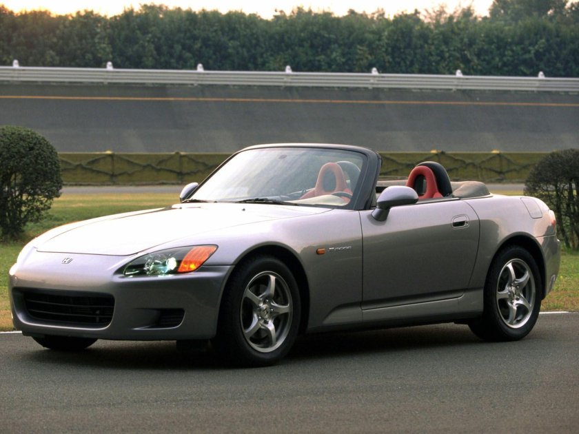 Хонда s 2000