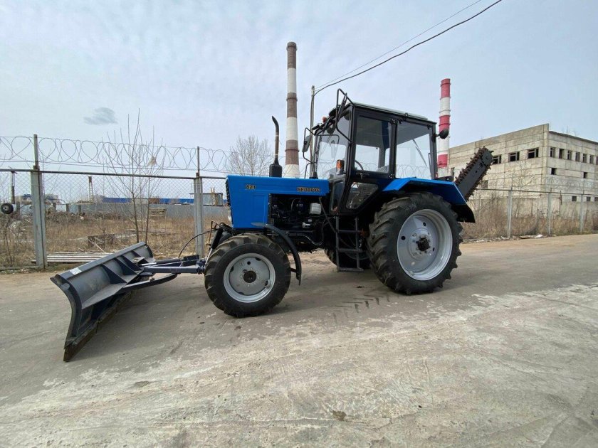 Отвал коммунальный гидроповоротный на мтз-82