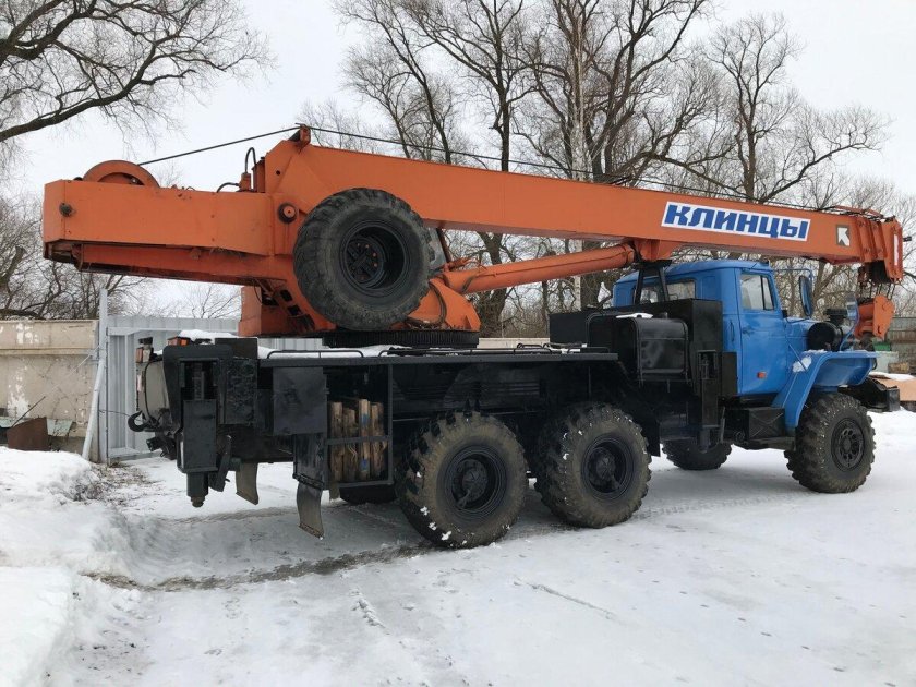 Кран автомобильный КС-55722 Урал 55571