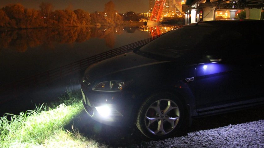 Форд фокус 2 в темноте