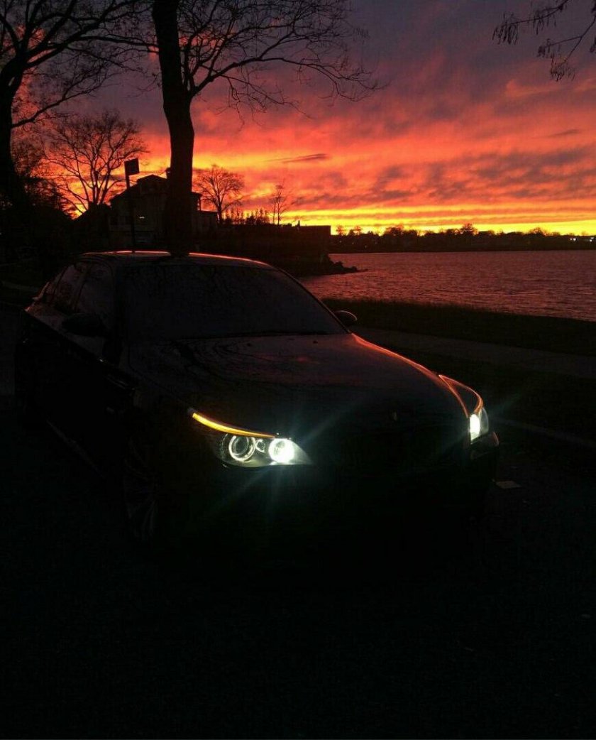 БМВ е60 в темноте