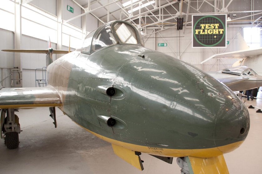 Двигатель Глостер Метеор