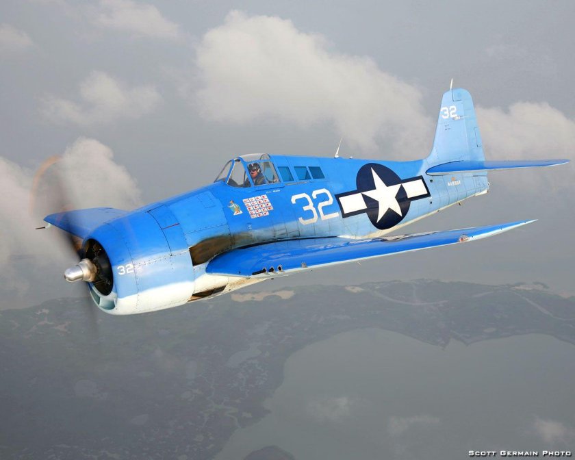 Самолет f6f hellcat