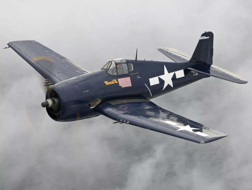 Самолет f6f hellcat