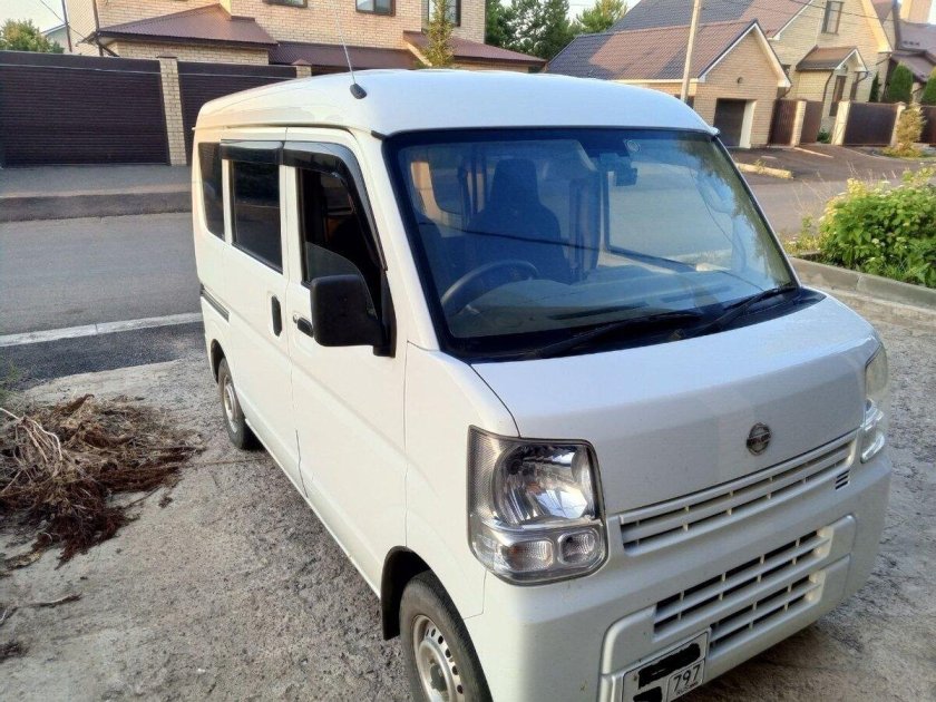 Nissan nv 100 clipper
