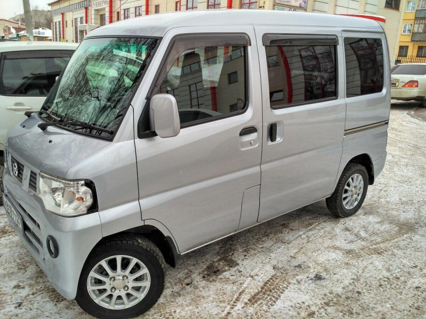 Nissan nv100 Clipper II