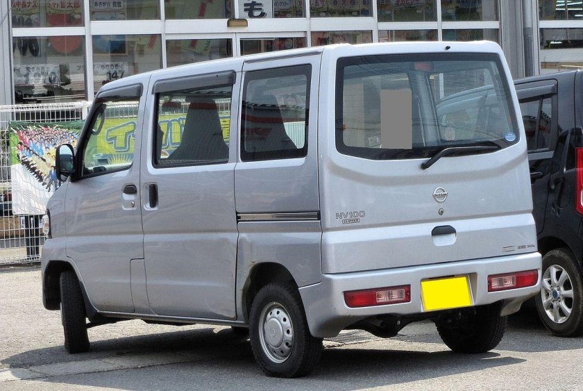 Ниссан нв 100