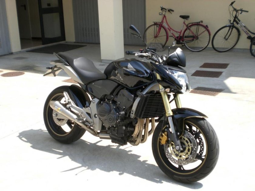 Honda cb600fa Hornet