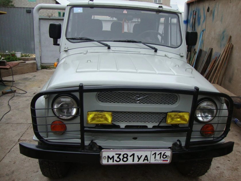 УАЗ 31512 белая ночь