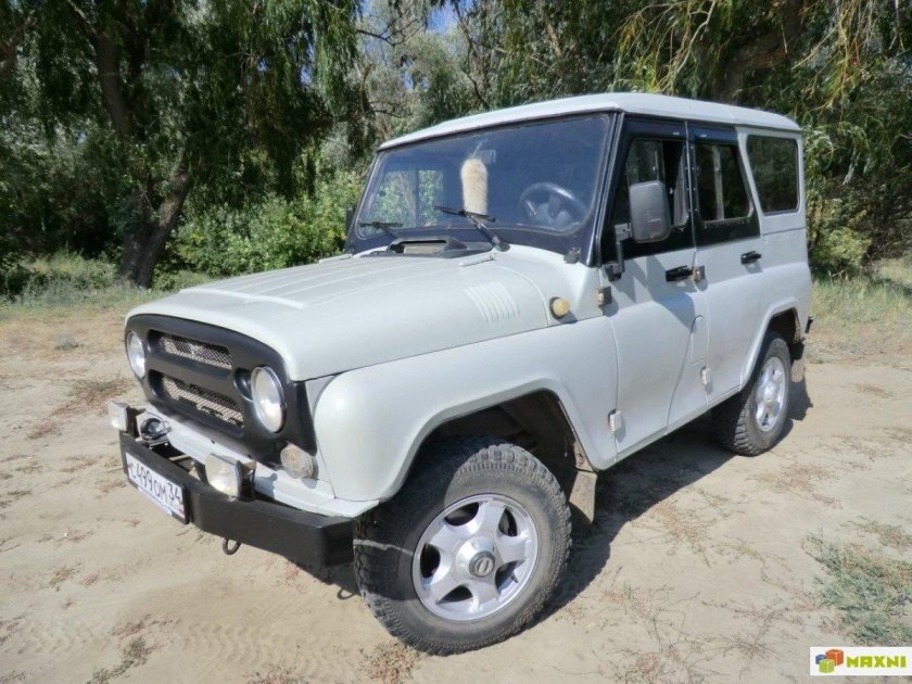 УАЗ 3151 белая ночь