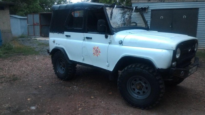 УАЗ 31512 белая ночь