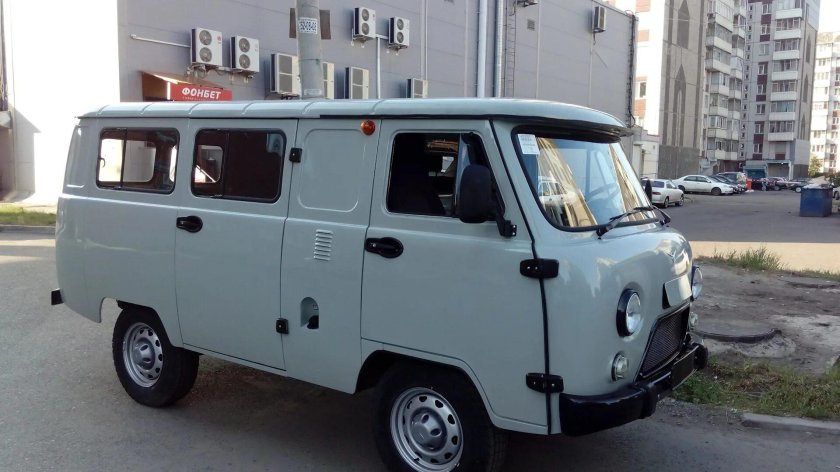 УАЗ Буханка 3741