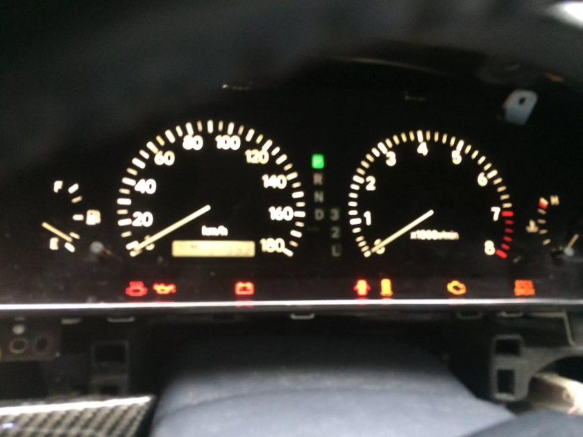 Оптитрон Тойота Марк 2 100