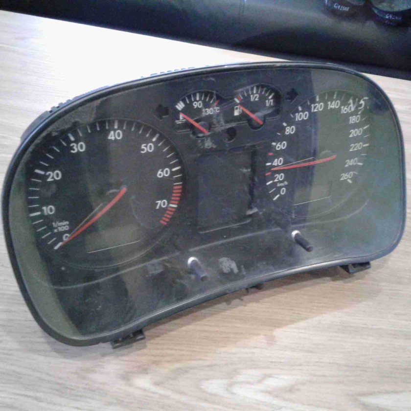 Impreza 22b приборная панель