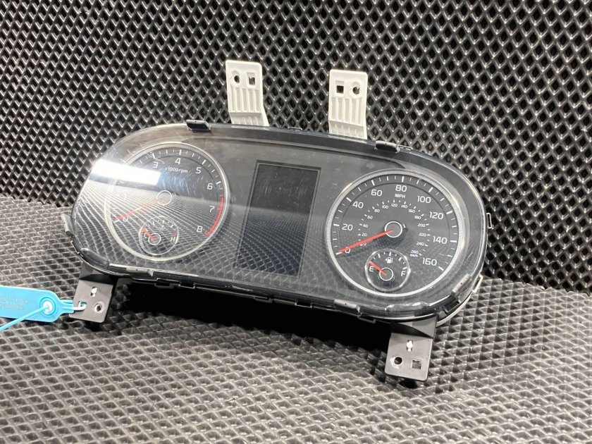 Щиток приборов