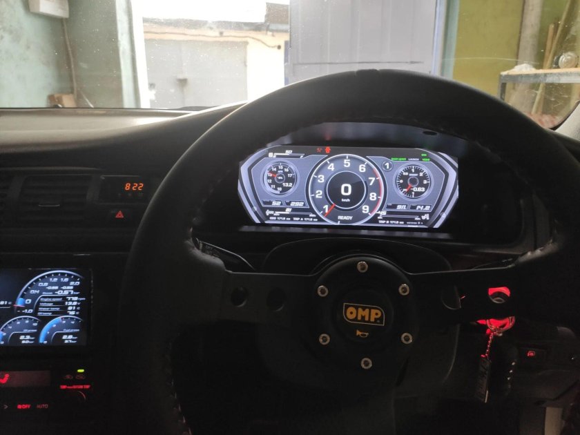 Приборная панель Чайзер 100 электронная