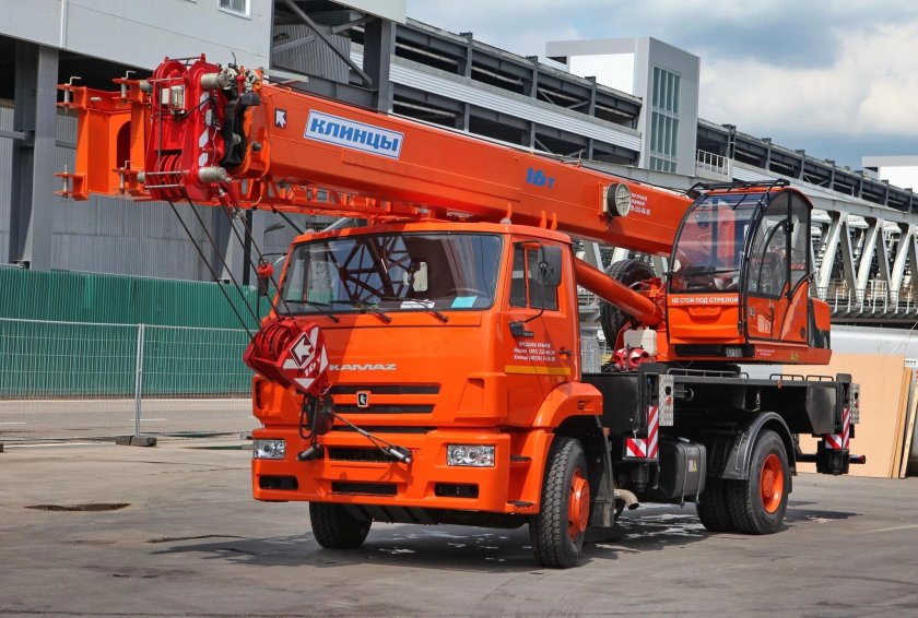 Автокран КС-45719-8к